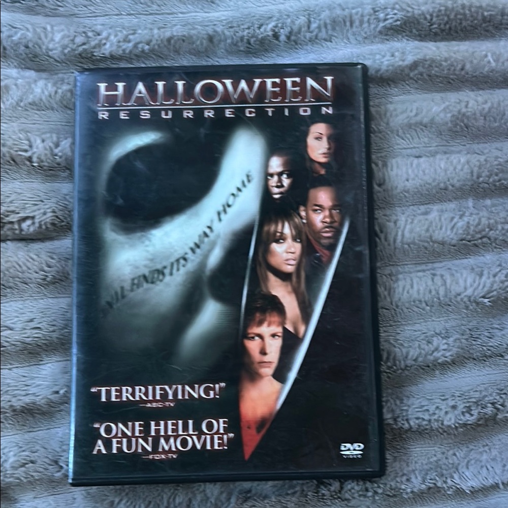 ☑️Halloween Resurrection DVD